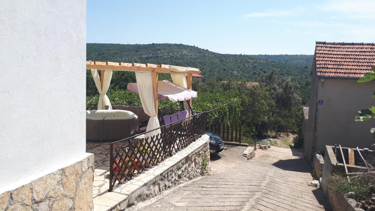Luminaria Solis Vacation Home روغوزنيكا المظهر الخارجي الصورة