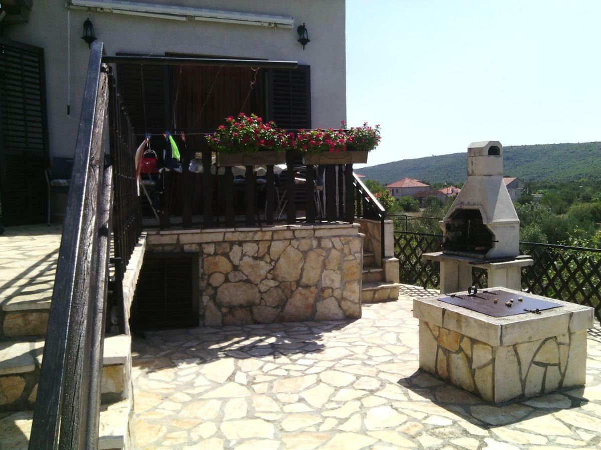Luminaria Solis Vacation Home روغوزنيكا المظهر الخارجي الصورة
